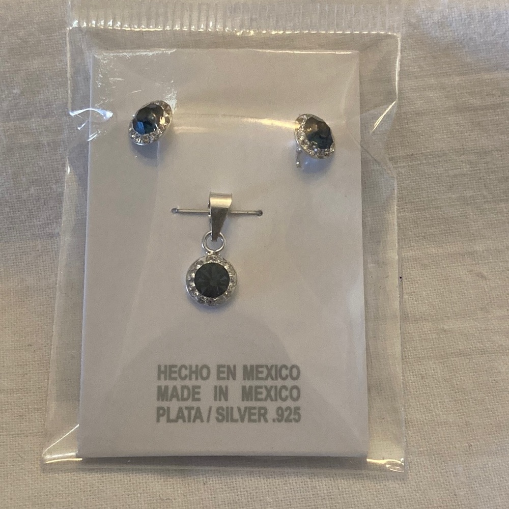 Silver .925  made in Mexico Earring and pendant